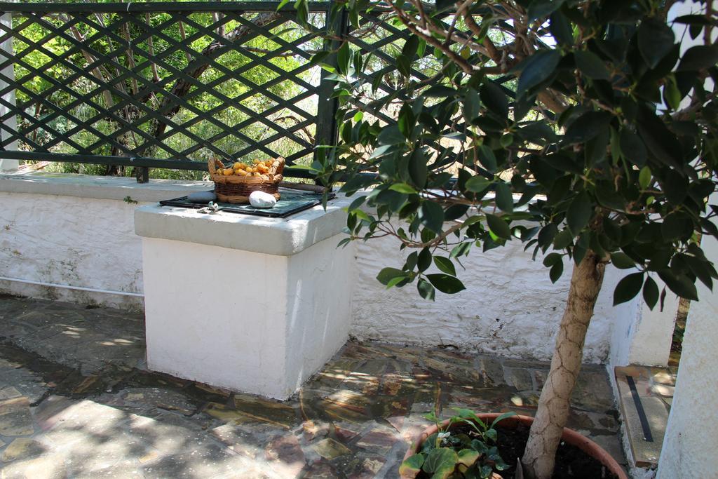 Villa Chios Stone House Vrontádos Exterior foto