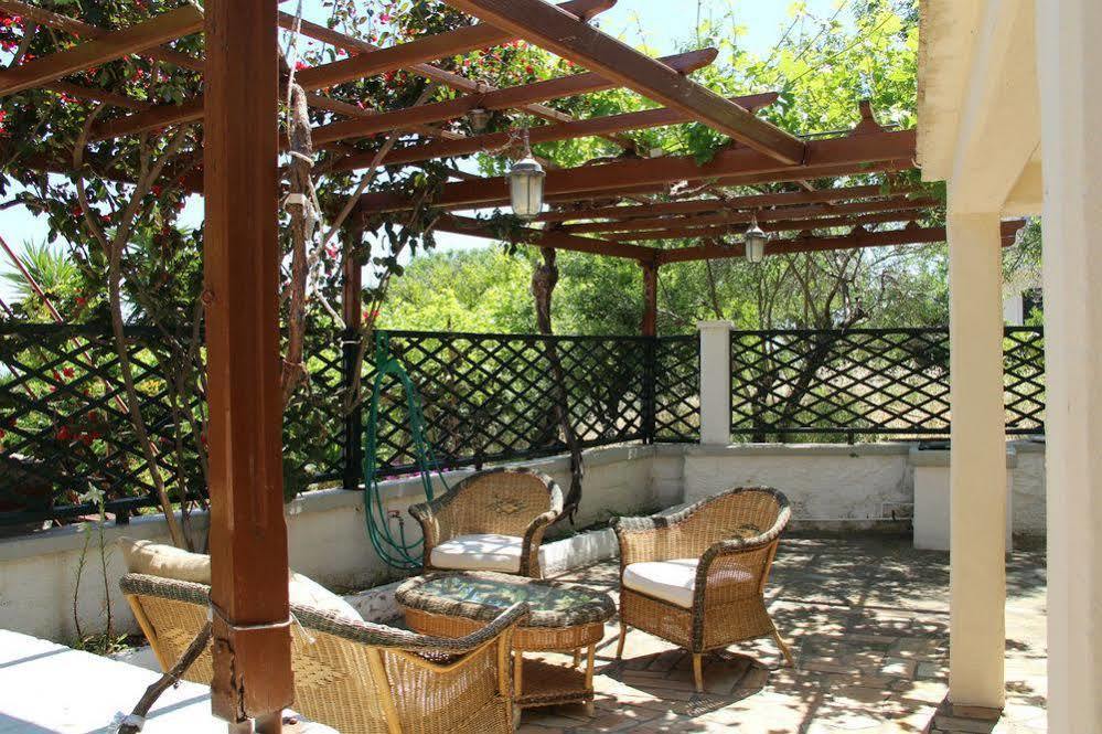 Villa Chios Stone House Vrontádos Exterior foto